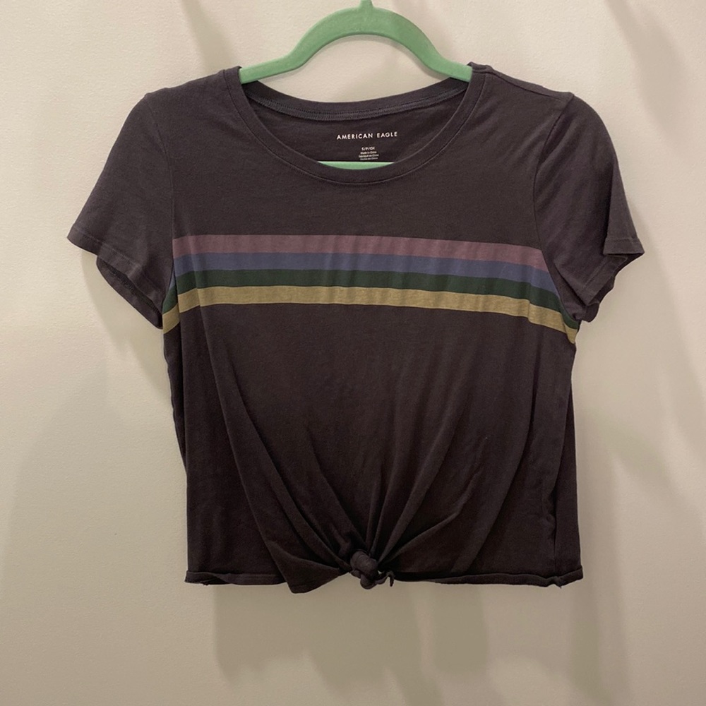 Women’s small: American eagle crop top.